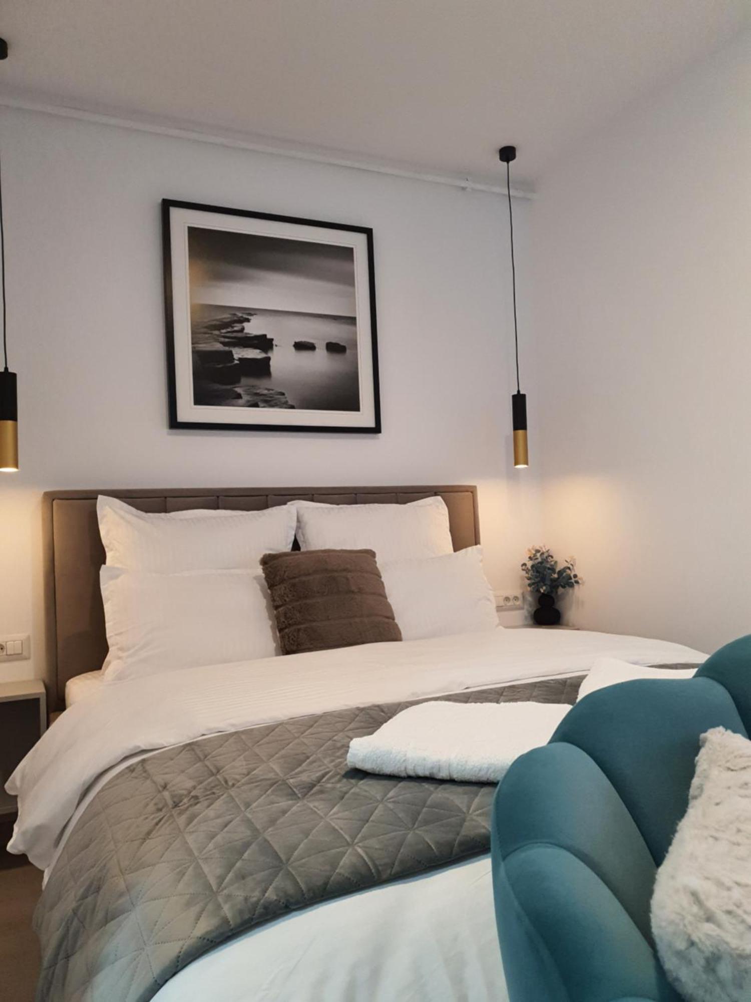 Premium Hils Brauner Studio Bucureşti Ngoại thất bức ảnh
