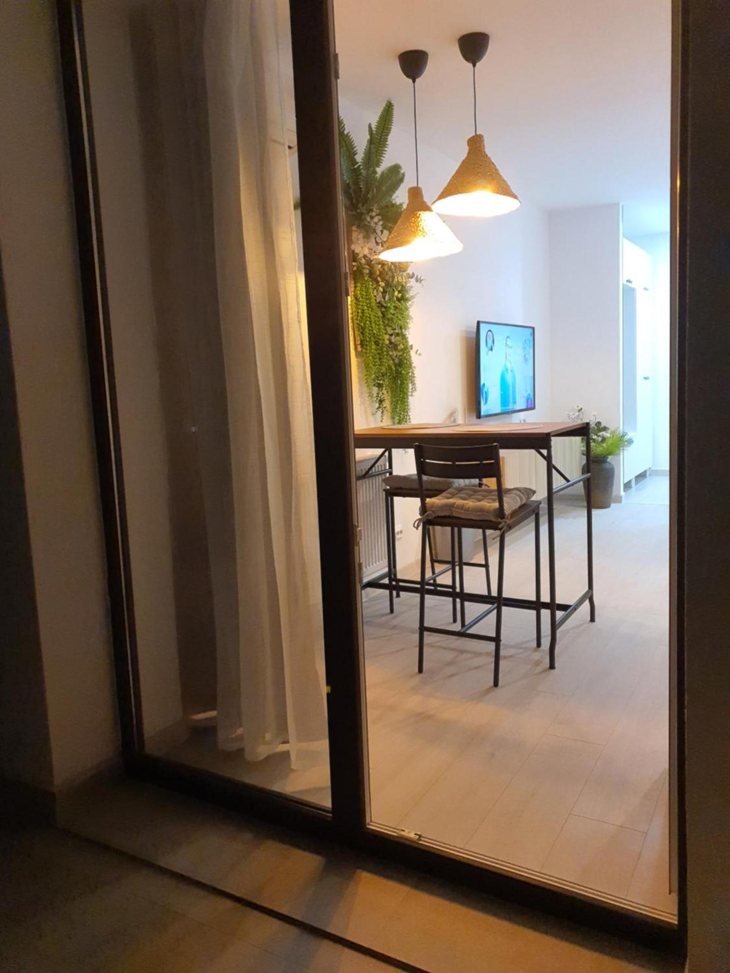 Premium Hils Brauner Studio Bucureşti Ngoại thất bức ảnh