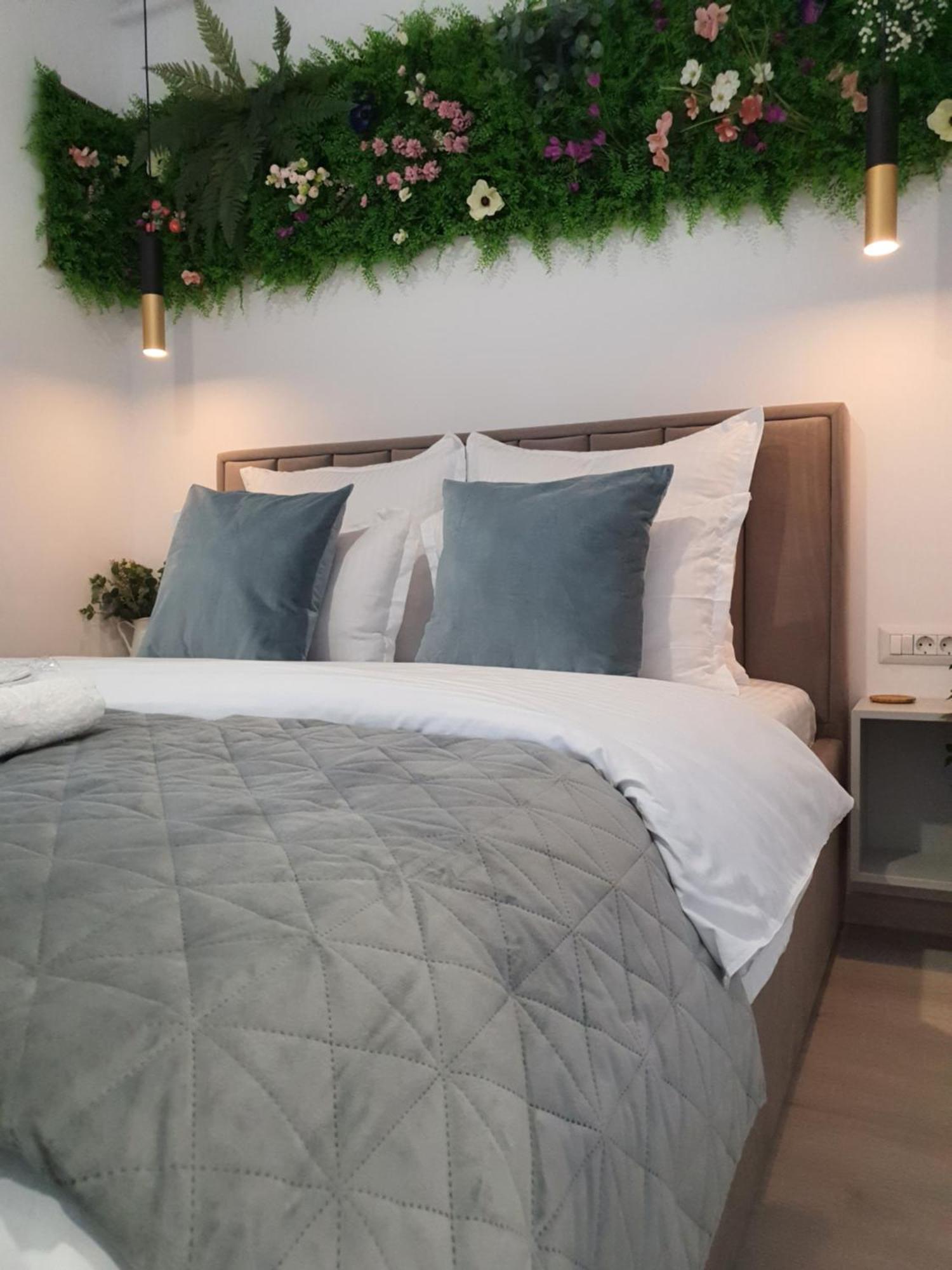 Premium Hils Brauner Studio Bucureşti Phòng bức ảnh